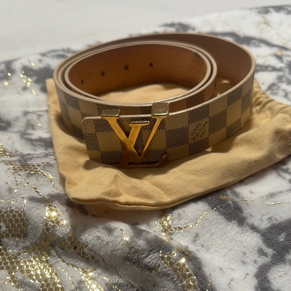 Louis Vuitton Cream and Blue Belt with Signature Design